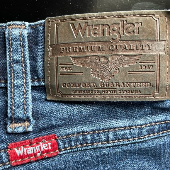WRANGLER FIVE STAR PREMIUM JEANS - Picture 3 of 8